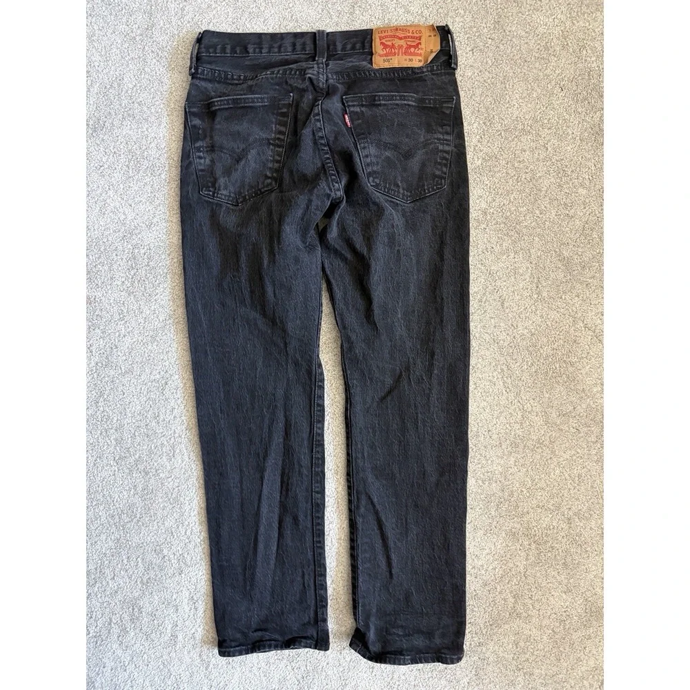 Levis pre owned